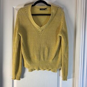 Soaked – Women’s V-Neck Knit Sweater | Small | Yellow Two-Tone